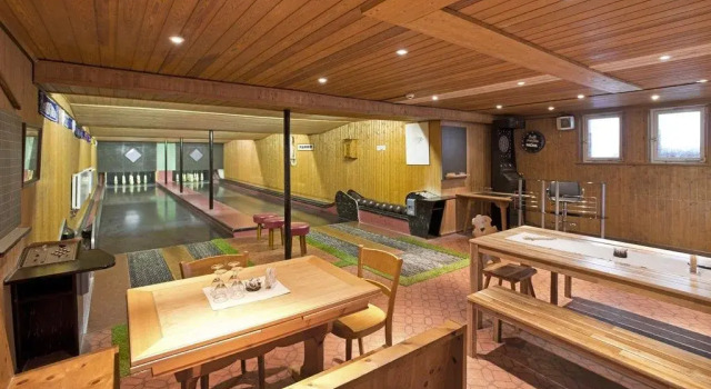 HRK Ramoz, Book Hotel Arosa Grisons