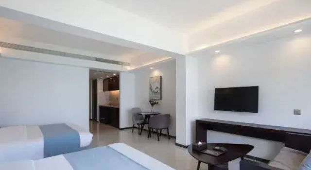 Люкс Deluxe Huidong Tangxia Resort Hotel (Xunliaowan Financial Street Sea World)