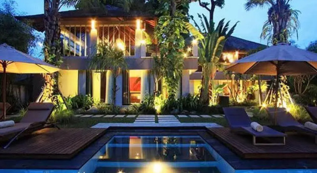 Villa Mojo Seminyak Bali, Rezervovat Vila Chaty v Bali, Chalupa
