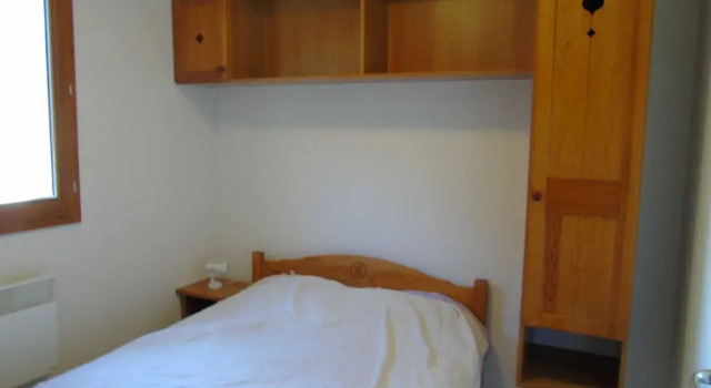 Lou Services Apartment I23 LSI 001