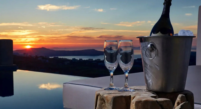 North Santorini - A Luxury Spa Hotel, Забронировать Отель Пиргос Санторини