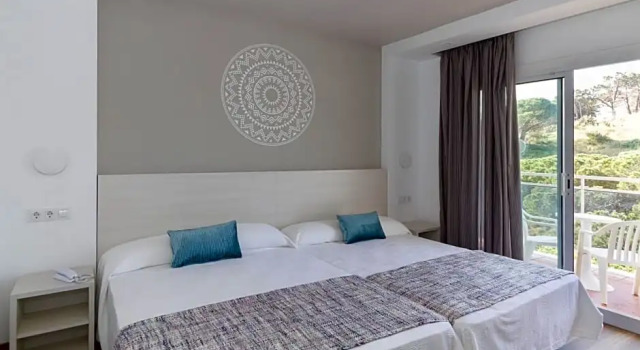 Номер Superior Hotel Oasis Park Splash