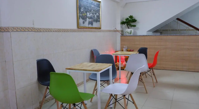 Winter Spring Home & Tourist - Hostel, Book Hostel / Vandrerhjem Hoteller i Mekong Delta med parkering, Parkering