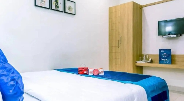 Oyo Rooms Opposite Cmr Central, Rezerwuj Hotel Hotele w Andhra Pradesh z parkingiem, Parking