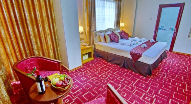 Myat Nan Yone Hotel, Rezervovat Hotel Mandalay Myanmar