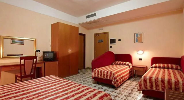 Четырёхместный номер Standard Hotel Gaggiano