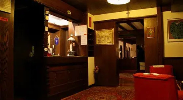 Hotel Pineta, Забронировать Отель Фольгария Альтопиано-ди-Фольгария, рядом с Serrada - Martinella Quad Ski Lift
