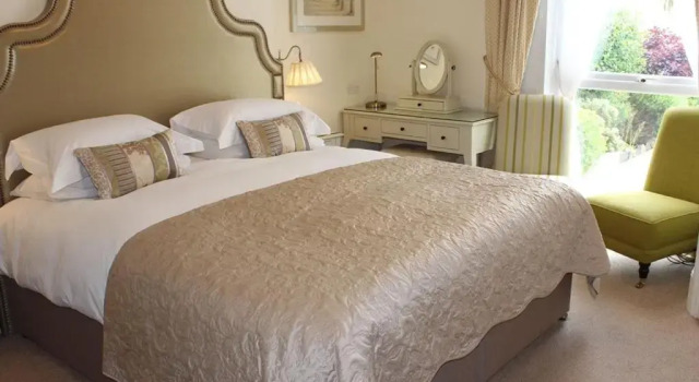 Kingston House, Book Hotel Hoteller i Torquay med parkering, nær Torre Abbey, Parkering