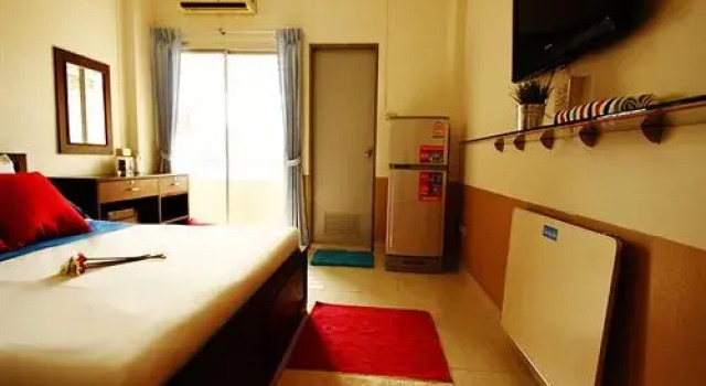 Golden Apartment, Rezervovat Apartmán Hotely v Central Thailand se snídaní, Snídaně