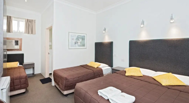 Семейный номер Standard Цокольный этаж Sapphire Palms Motel