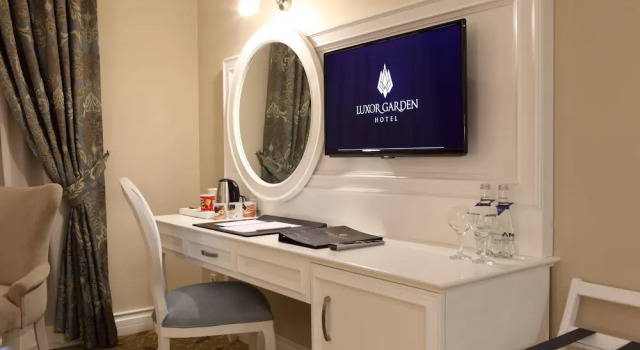 Одноместный номер Superior с балконом Luxor Garden Hotel