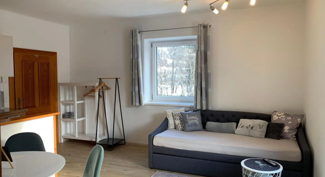 Apartment in Kotschach-mauthen Near the ski Area, Rezerwuj Apartament Hotele w Karyntia z parkingiem, Parking