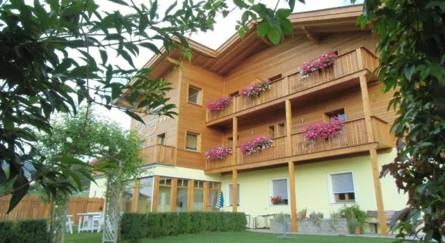 Apartments 5 Elements, Забронировать Апартаменты/квартира Отели Кастельротто с парковкой, рядом с Подъемник Маринценлифт, Парковка