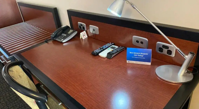 Семейный номер Deluxe Best Western Plus All Settlers Motor Inn