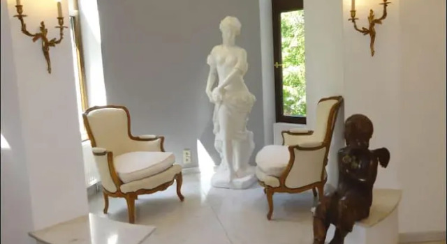Le chateau des eglantines, Varaa Hotelli  