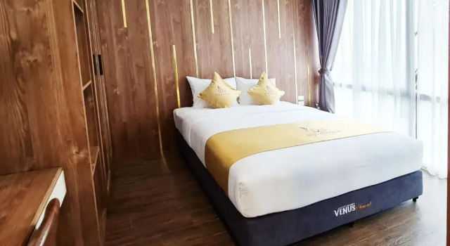 Люкс с видом на озеро IRIS Hotel Hải Phòng