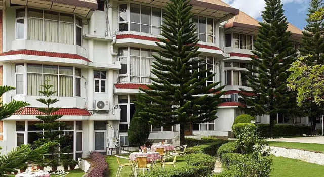 Club Mahindra Kangra Valley Resort, Забронировать Курортный отель Мак-Леод-Гейндж штат Химачал-Прадеш