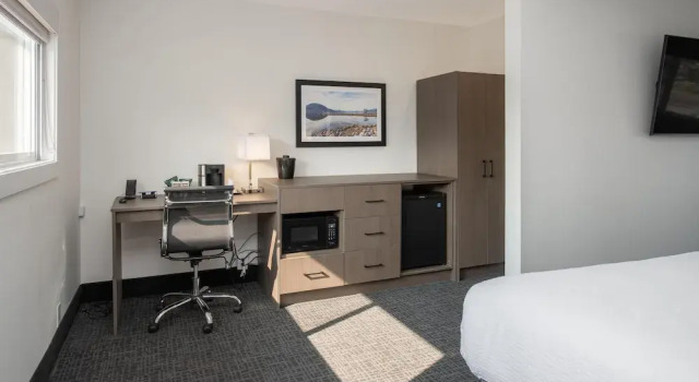 Номер Standard Coast Penticton Hotel