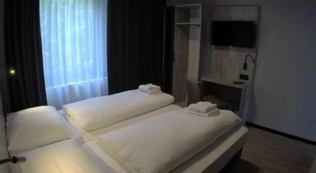 Апартаменты с 3 комнатами Urban Home Self Check-In Hotel