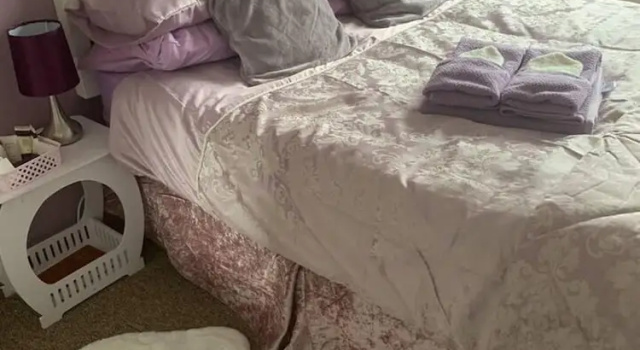Коттедж House - Sleeps 4 with Cozy Fireplace