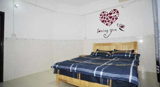 Surfing Youth Hostel