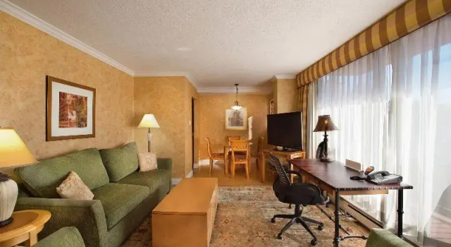 Номер Standard с балконом The Sunset Hotel West End