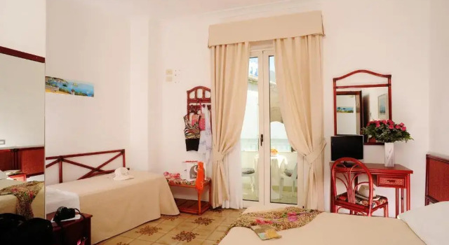 Семейный номер Classic Hotel Ulisse