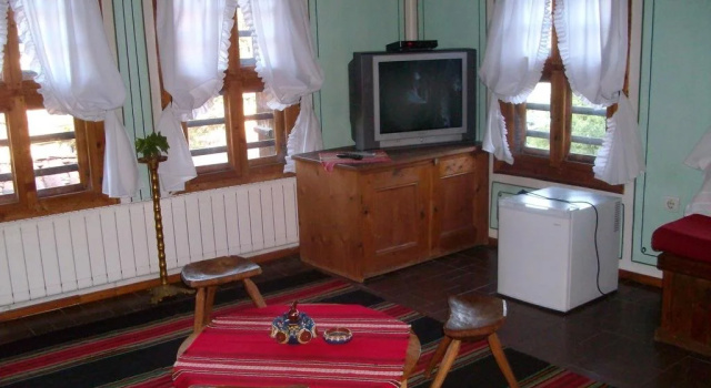 Trayanova Guest House