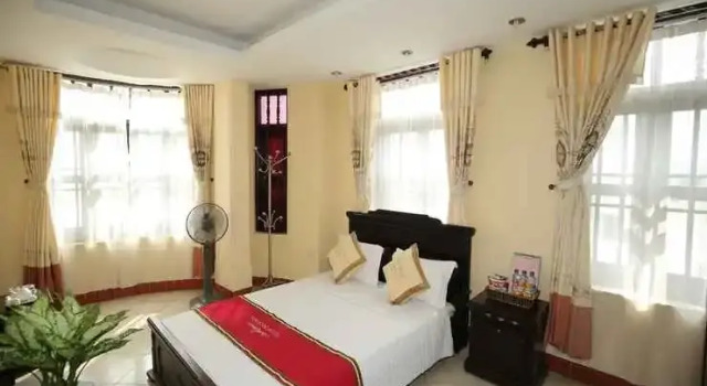 Non Nuoc Hotel