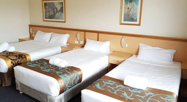 Семейный номер Standard El Lago Waters Motel under Gobell Hotel