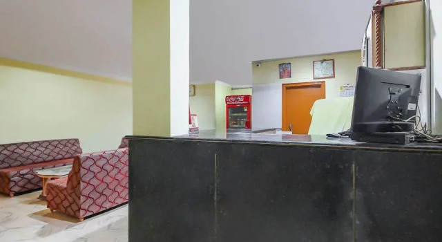 OYO 18510 Hotel Sri Venkateshwara