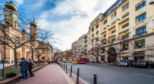 Апартаменты Dohány 1 2 Bedroom Apartment At Great Synagogue