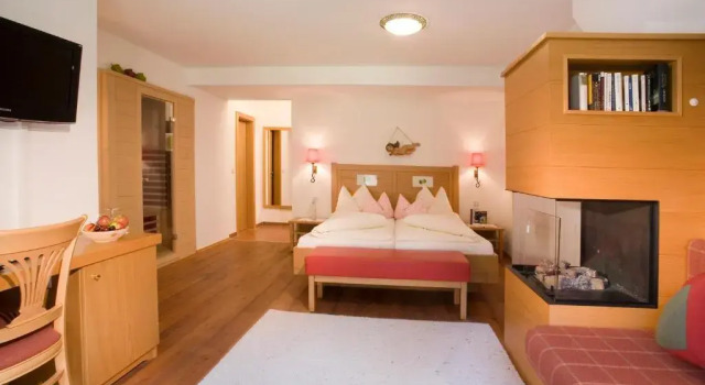 Люкс Luxury Natur- & Wanderhotel Tuxertal