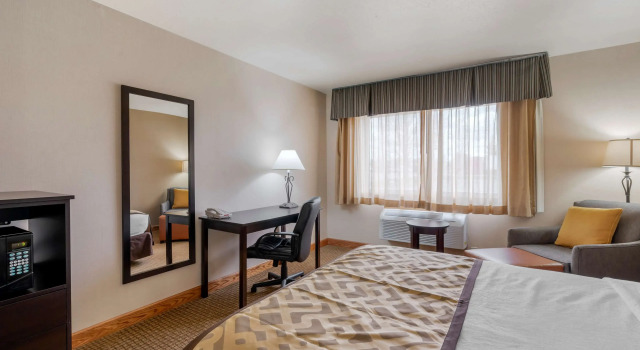 Четырёхместный номер Standard Best Western Pinedale Inn