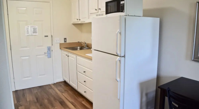 Номер Standard Stay Plus Extended Stay Suites