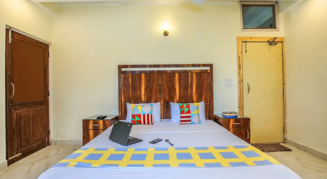 OYO 12187 Home Luxury Studio Kasauli