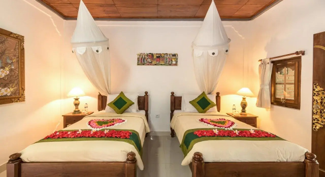 Hotel Bunga Permai, Забронировать Отель Отели провинции Бали с завтраком, Завтраки
