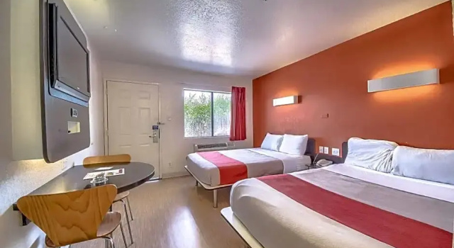 Номер Standard Motel 6 San Antonio, TX - Fiesta