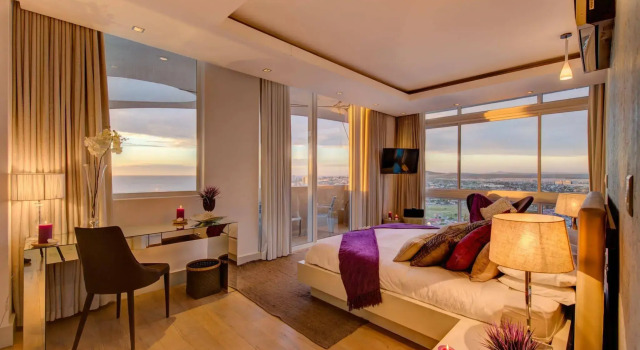 The Penthouse on Beach, Забронировать Отель Отели Cape Peninsula 4 звезды, 4*