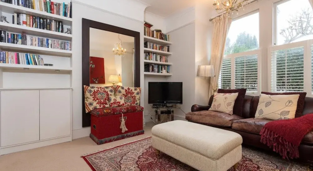 1 Bedroom Garden Flat In Clapham Common