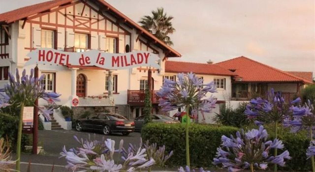 De la Milady, Prenota Hotel Hotel a Aquitania con colazione, Colazione