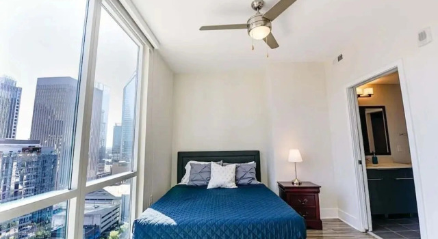 Апартаменты с 2 комнатами 2br Uptown Charlotte Furnished Apartments 2 Bedroom Apts by RedAwning
