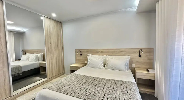 Charming Modern Studio in Porto, Забронировать Апартаменты/квартира Порту Регион Порту, рядом с Lapa Metro Station