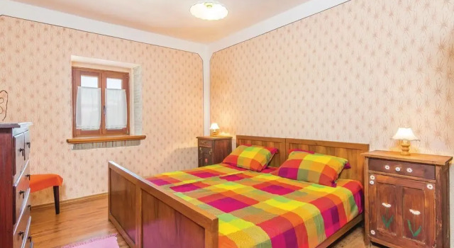 Amazing Home in Kanfanar With Wifi and 3 Bedrooms, Rezerwuj Hotel Hotele w Pilkovici z parkingiem, Parking