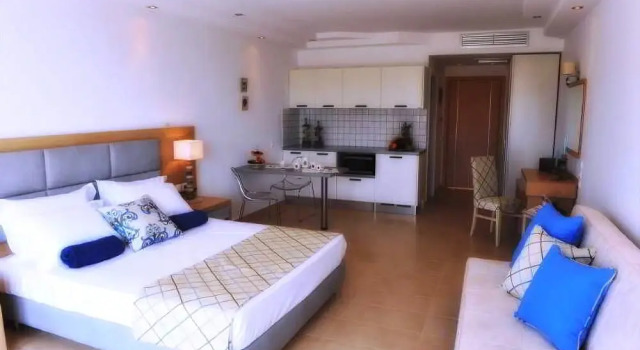 Skiathos Premier