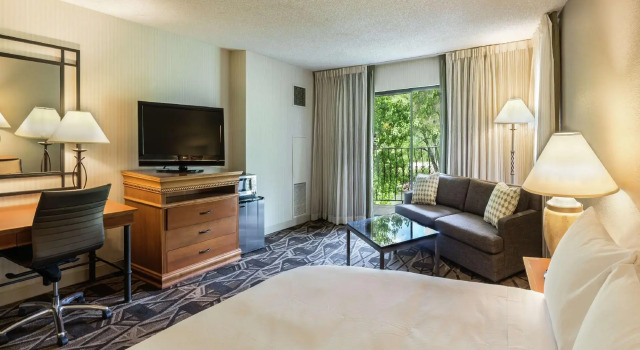 Standard Doppel Zimmer mit Flussblick DoubleTree by Hilton Durango