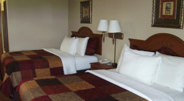 Семейный люкс All American Inn & Suites Branson