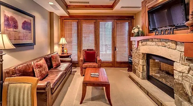 Номер Standard East West Hospitality Tahoe