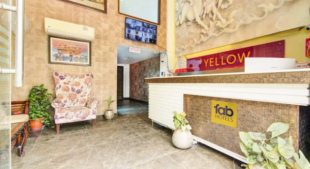 Fabhotel Yellow, Varaa Hotelli Hotellit Chandigarh Region aamiaisella, Aamiainen
