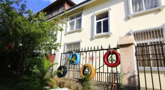 Yitravel Hostel